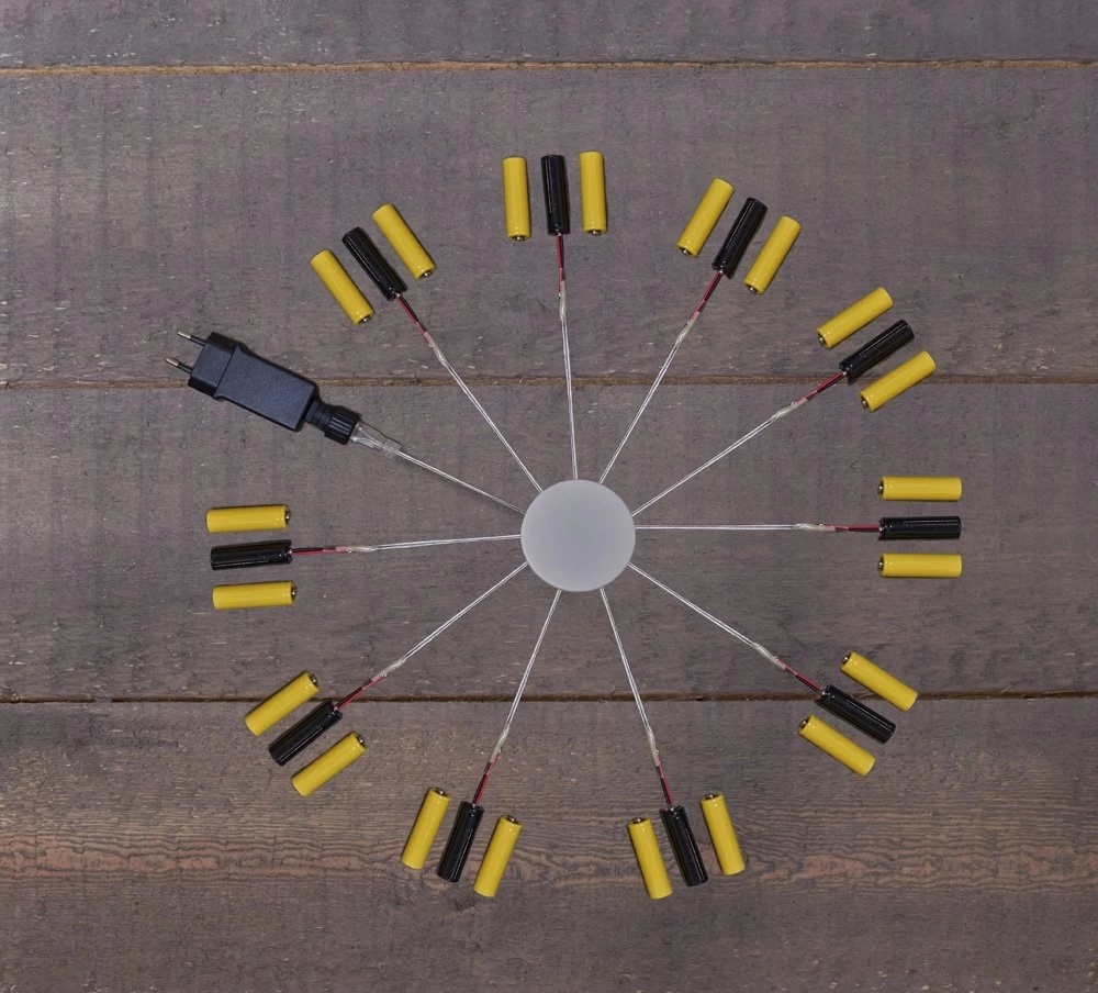 Anna’s Collection 10x 3AA Trafo 4,5 V 4 MTR Aanloopsnoer IP-20 3 Anna’s Collection 10x 3AA Trafo 4,5 V 4 MTR Aanloopsnoer IP-20