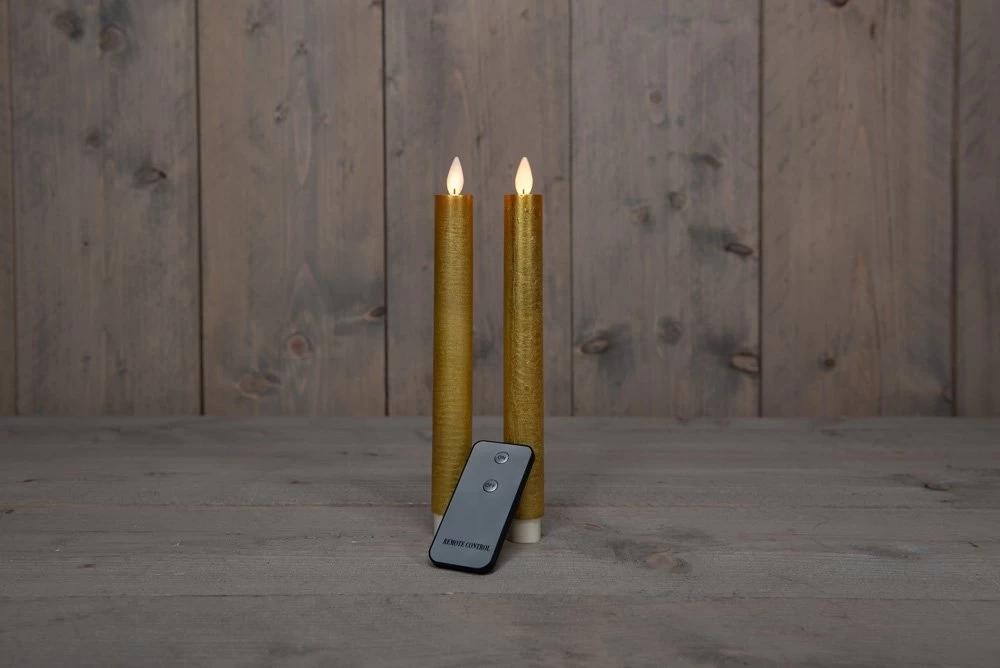 Anna’s Collection 2st. LED Rustiek Wax Diner Kaars Goud H23 Cm 5 Anna’s Collection 2st. LED Rustiek Wax Diner Kaars Goud H23 Cm - Afbeelding 3