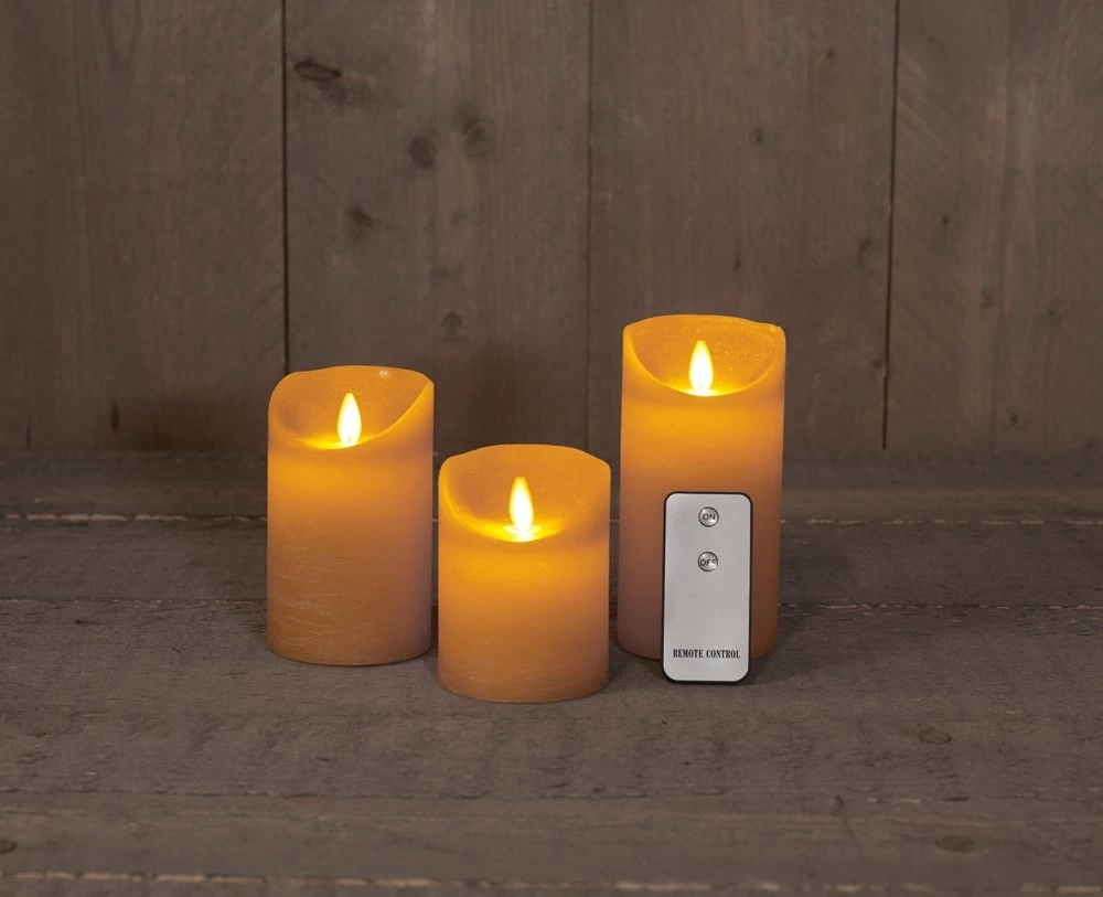 Anna’s Collection 3st. LED Rustiek Wax Stompkaars Oker - Ø 7,5 X H 10/12,5/15 Cm 4 Anna’s Collection 3st. LED Rustiek Wax Stompkaars Oker - Ø 7,5 X H 10/12,5/15 Cm - Afbeelding 2