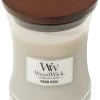 WoodWick Warm Wool Medium Candle -Begin vandaag nog met het creëren van uw ideale thuis! woodwick warm wool medium candle 1613642560 l